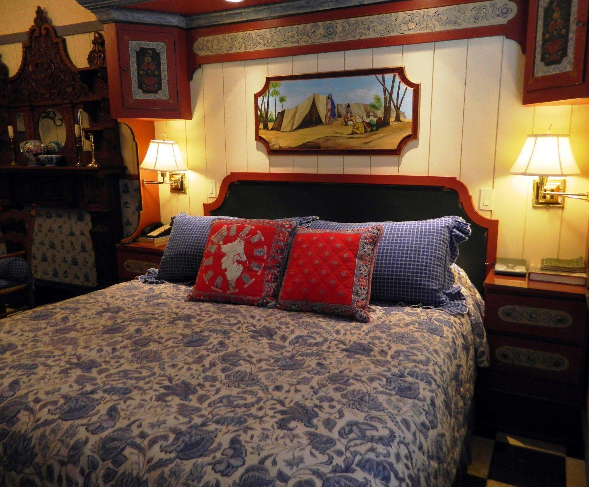Hotel Pattee Perry Екстериор снимка