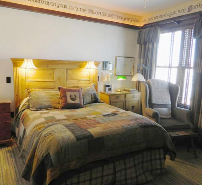 Hotel Pattee Perry Екстериор снимка