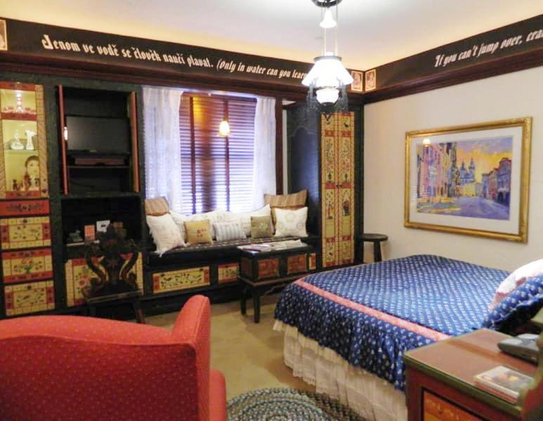 Hotel Pattee Perry Екстериор снимка